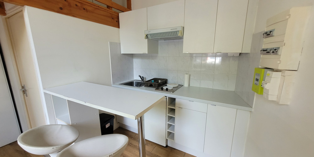 appartement à BORDEAUX (33000)