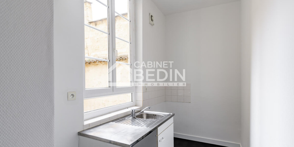 appartement à BORDEAUX (33000)