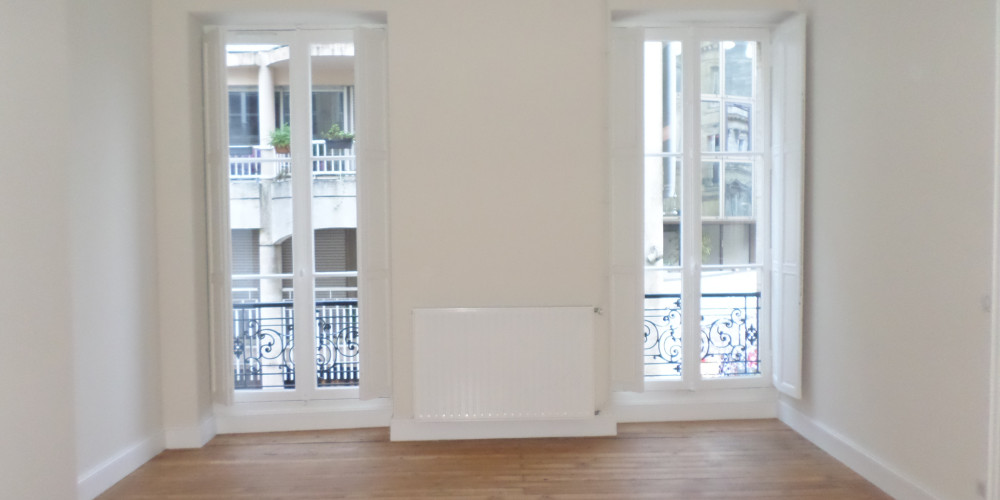 appartement à BORDEAUX (33000)