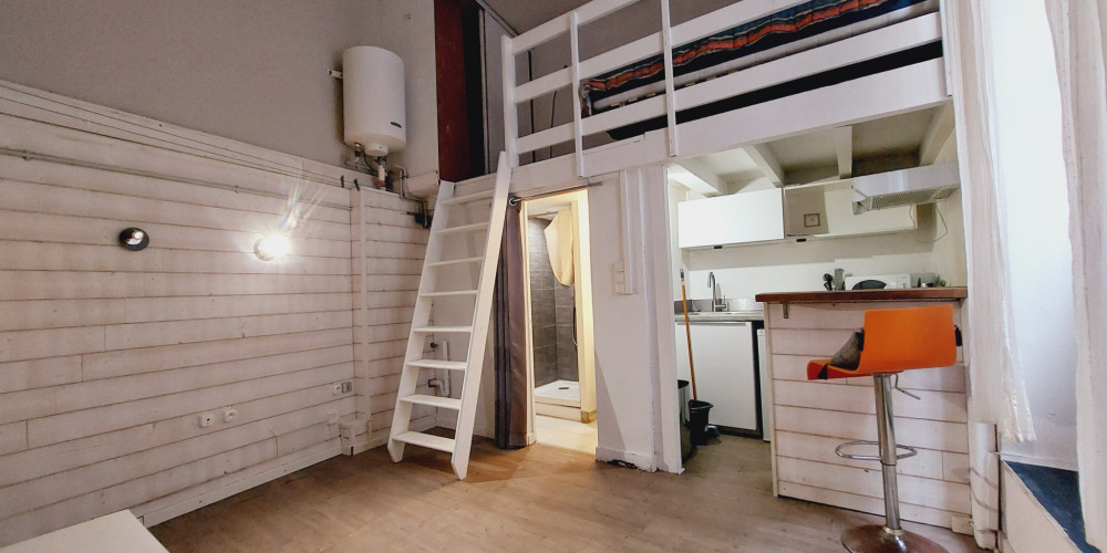 appartement à BORDEAUX (33000)