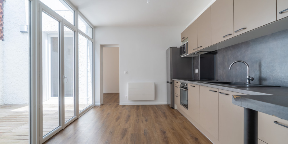 immeuble à BORDEAUX (33000)