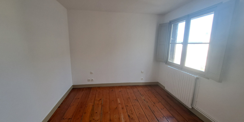 appartement à BORDEAUX (33000)