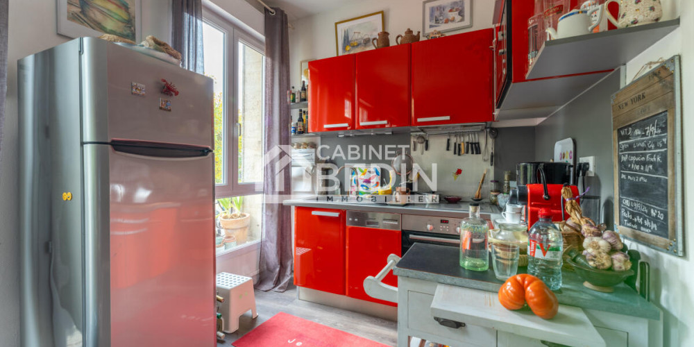 appartement à BORDEAUX (33800)