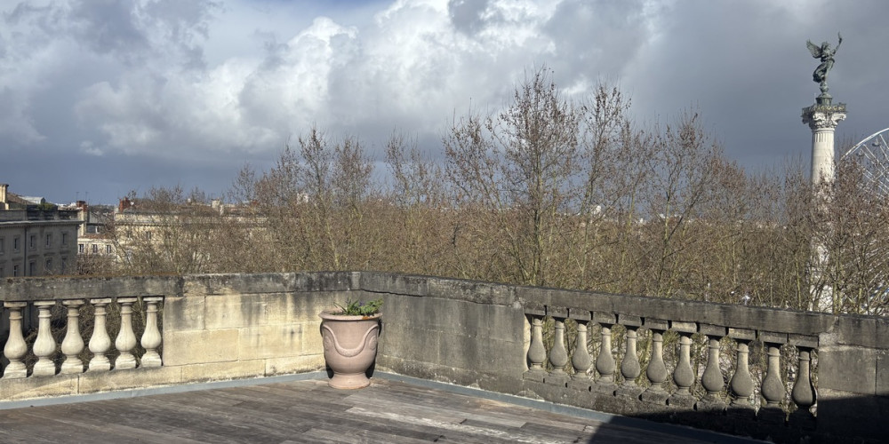 appartement à BORDEAUX (33000)