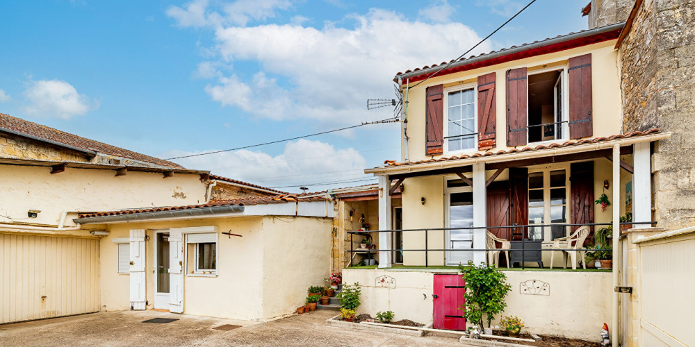 maison à ST MAGNE DE CASTILLON (33350)