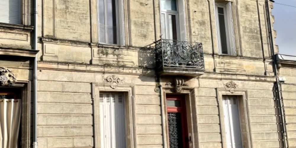 immeuble à BORDEAUX (33000)