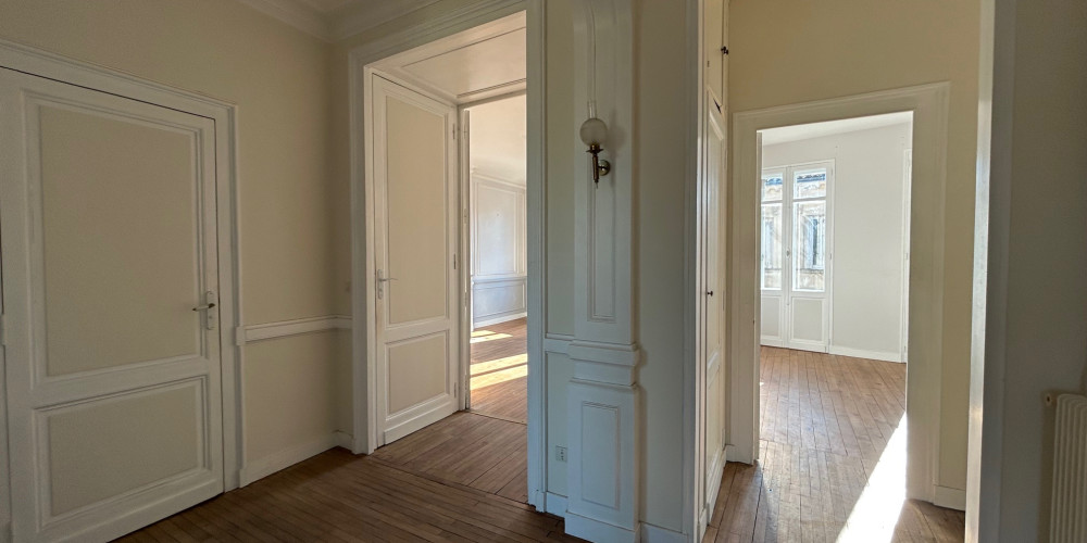 appartement à BORDEAUX (33000)