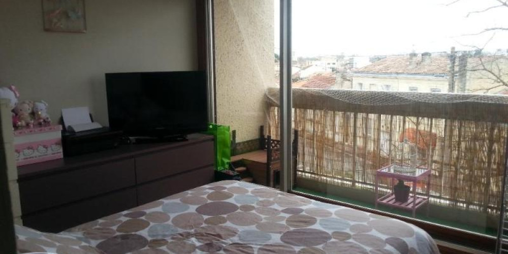 appartement à BORDEAUX (33000)