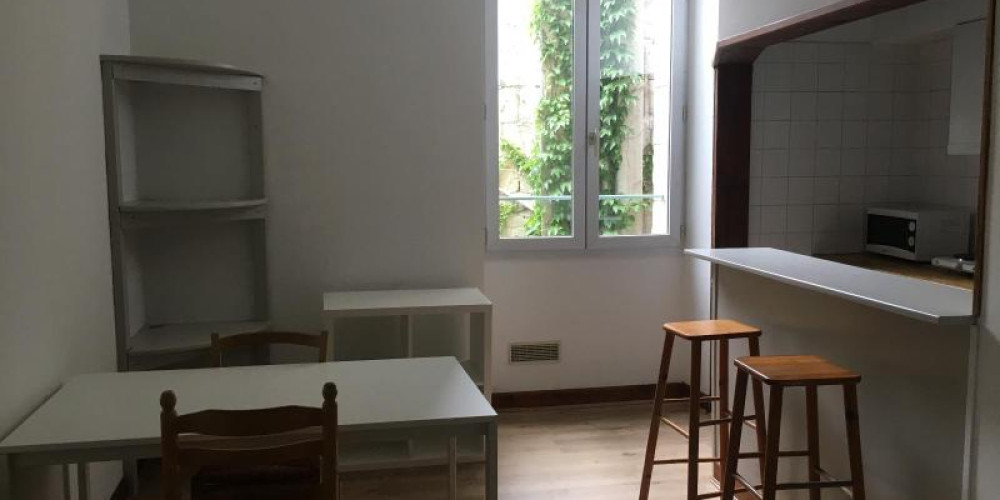 appartement à BORDEAUX (33000)