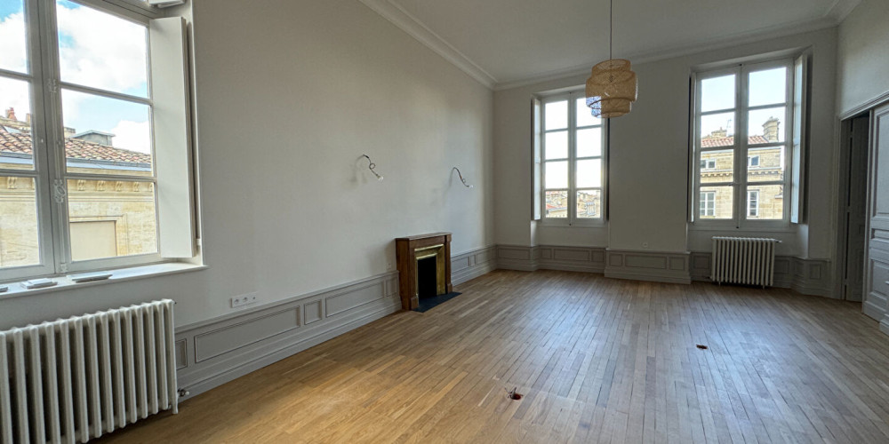 appartement à BORDEAUX (33000)