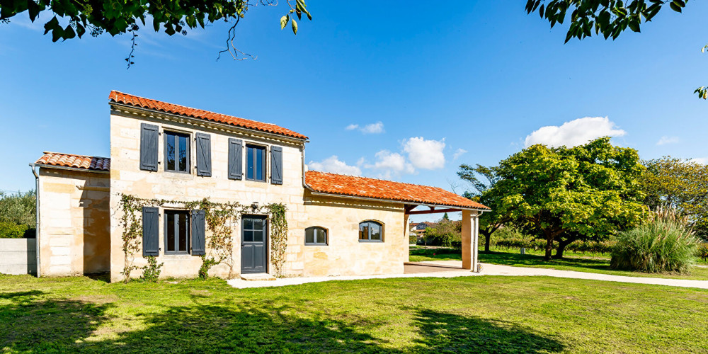 maison à GENISSAC (33420)